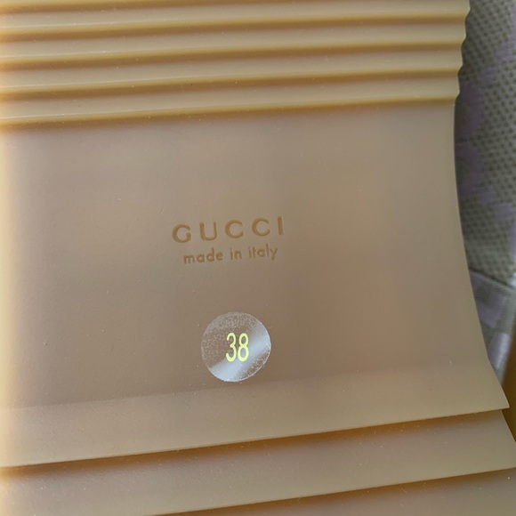 Gucci Shoes - Sold✨Spanking BRAND NEW GUCCI SANDALS✨✨✨